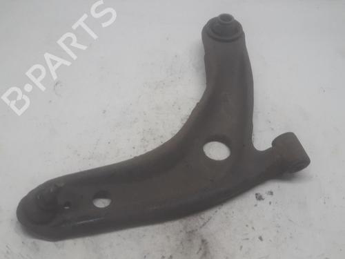 Used Right front suspension arm TOYOTA YARIS (_P13_) 1.5 Hybrid (NHP130_, NHP130) (101 hp) 11629870