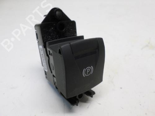 Used Switch RENAULT MEGANE III Hatchback (BZ0/1_, B3_) 1.5 dCi (BZ09, BZ0D, BZ1W, BZ29, BZ14) (110 hp) 11065812