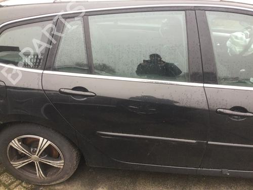 Used Right rear door RENAULT LAGUNA III Grandtour (KT0/1) 2.0 16V (KT0F, KT0W) (140 hp) 32174489