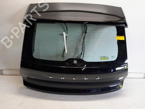 tailgate-volvo-xc40-536-2017-40023745 main image
