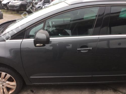 Used Left front door PEUGEOT 5008 (0U_, 0E_) 1.6 16V (156 hp) 27621298