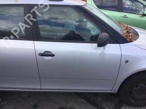 Used Right front door SKODA FABIA II Combi (545) 1.2 (60 hp) 30690746