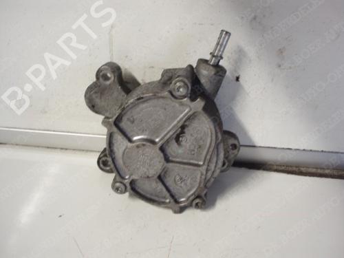 Used Vacuum pump Vacuum pump PEUGEOT 407 (6D_) 2.0 HDi 135 (6DRHRH, 6DRHRE, 6DRHRG, 6DRHRJ) (136 hp) 13150810 13150810