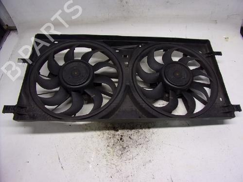 Used Radiator fan Radiator fan RENAULT LAGUNA III (BT0/1) 2.0 dCi (BT01, BT08, BT09, BT0E, BT0K, BT12, BT1C, BT1D,... (150 hp) 11067625 11067625