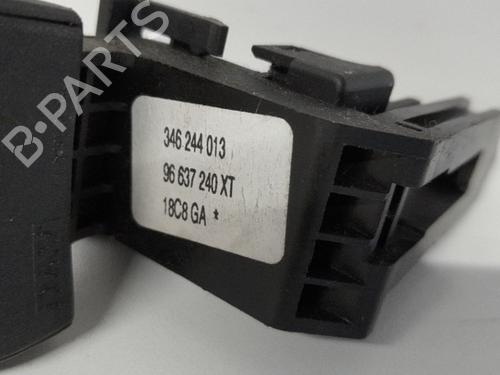 Steering wheel controls PEUGEOT 308 SW I (4E_, 4H_) 2.0 HDi | BP18845753E15 