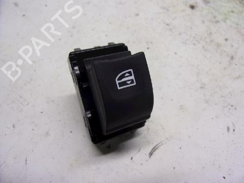 Used Switch RENAULT MEGANE III Hatchback (BZ0/1_, B3_) 1.5 dCi (BZ09, BZ0D, BZ1W, BZ29, BZ14) (110 hp) 11067556