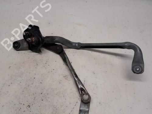 Used Front wipers mechanism TOYOTA YARIS (_P13_) 1.0 (KSP130_, KSP130) (69 hp) 13076213