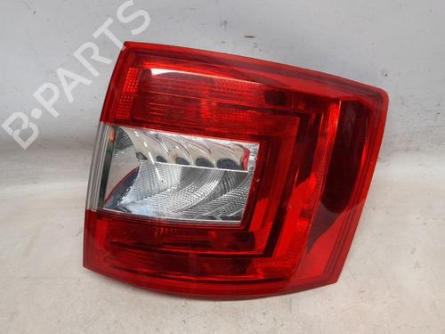 Used Right taillight SKODA OCTAVIA III Combi (5E5, 5E6) 1.4 TSI G-TEC (110 hp) 30085330