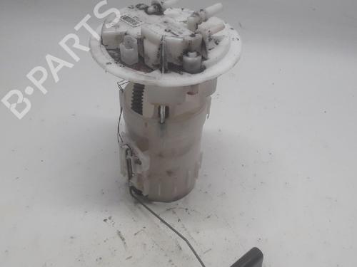 Used Fuel pump PEUGEOT 208 I (CA_, CC_) 1.4 HDi (68 hp) 13153970