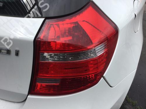 Højre baglygte BMW 1 (E81) 120 i (170 hp) 29439542