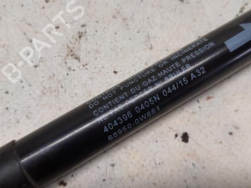 Tailgate lift support TOYOTA YARIS (_P13_) 1.5 Hybrid (NHP130_) | BP15794325C138 