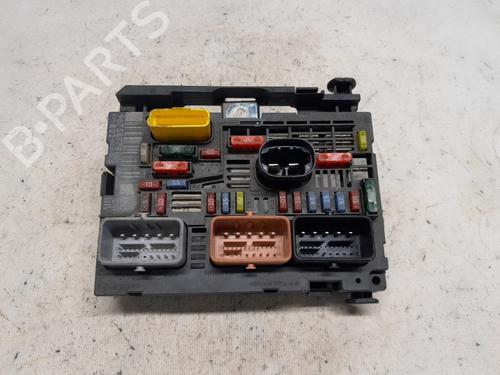fuse-box-peugeot-rcz-2010-2011-2012-2013-2014-2015-37091189 main image