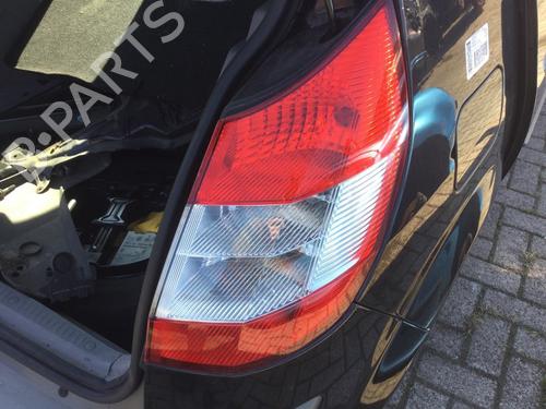 Used Right taillight Right taillight RENAULT SCÉNIC II (JM0/1_) 2.0 (JM05, JM0U, JM1N, JM1U, JM2V) (135 hp) 25620450 25620450