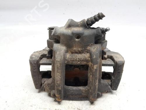 right-front-brake-caliper-bmw-1-f20-2011-2012-2013-2014-2015-2016-2017-2018-2019-35988569 main image