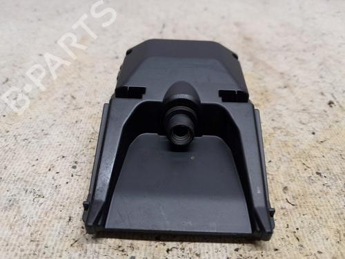 Used Camera PEUGEOT 3008 II SUV (MC_, MR_, MJ_, M4_) 1.2 THP/ PureTech 130 (MRHNSM, MRHNSU, MRHNSJ, MRHNYW,... (131 hp) 31028477