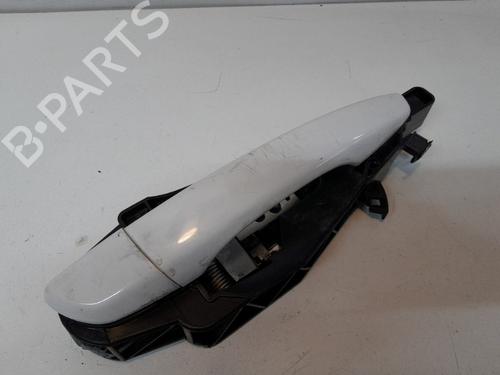 Puxador exterior trás direito Puxador exterior trás direito OPEL CORSA F (P2JO) 1.2 (68) (101 hp) 35988707 35988707