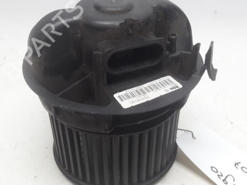 Used Heater blower motor PEUGEOT 107 (PM_, PN_) 1.0 (68 hp) 11075969