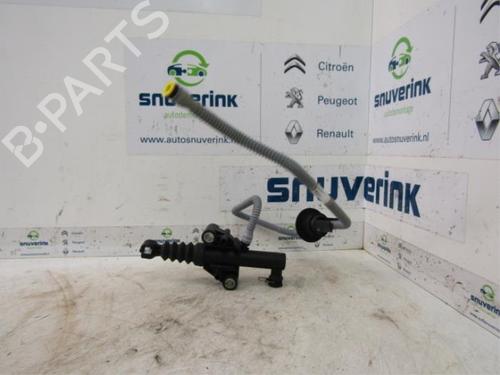 clutch-slave-cylinder-renault-trafic-iii-van-fg_-2014-40561488 main image