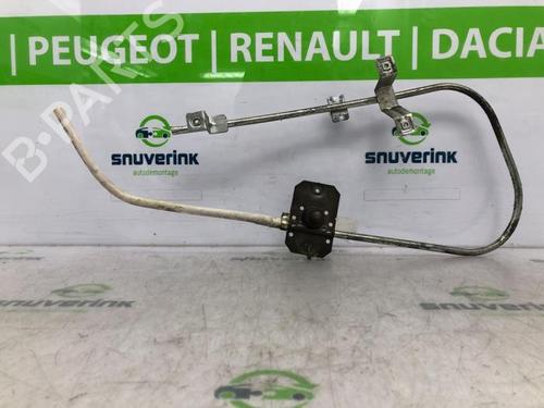 Used Rear right window mechanism Rear right window mechanism PEUGEOT 205 I Convertible (741B, 20D) 1.9 CTI (102 hp) 40575260 40575260