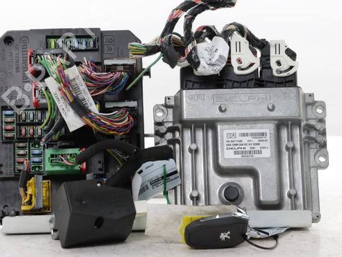 Used Engine control unit (ECU) PEUGEOT 508 SW I (8E_) 2.0 HDi RXH Hybrid4 (200 hp) 30758938