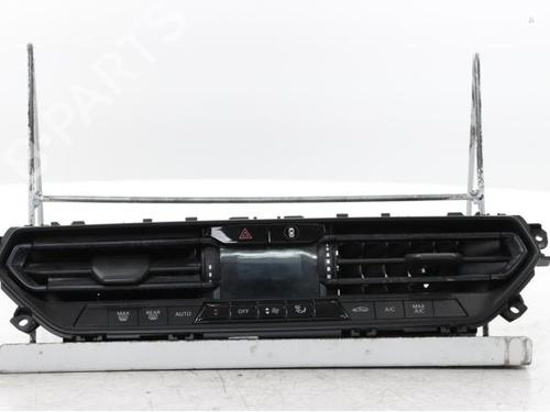 climate-control-bmw-1-f40-2019-33845925 main image