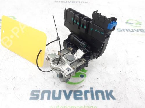 Fuse box RENAULT ARKANA I (LCM_, LDN_) 1.3 TCe 160 (LDN1) | BP20158233E1 