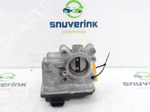 Used Throttle body RENAULT CLIO III (BR0/1, CR0/1) 1.2 16V (103 hp) 10806370