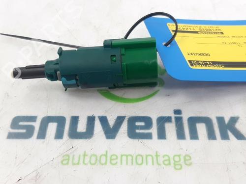 Spak kontakt PEUGEOT 208 I (CA_, CC_) 1.2 VTI 82 (82 hp) 10802840