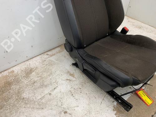 Right front seat DS DS 3 / DS 3 CROSSBACK (UR_, UC_, UJ_) 1.2 PureTech 100 (URHNKK, URHNEK) | BP27688164C16 - Image 5