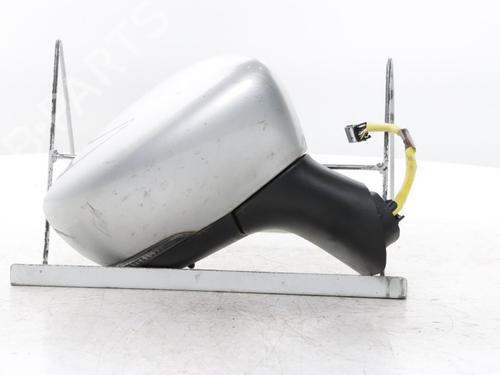 Retrovisor direito Retrovisor direito RENAULT CAPTUR I (J5_, H5_) 1.3 TCe 130 (J5NJ, J5NE) (131 hp) 33813988 33813988