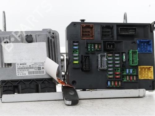 engine-control-unit-ecu-citroen-c4-ii-nc_-2009-38110942 main image