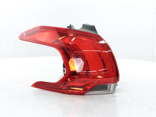 Venstre baglygte Venstre baglygte PEUGEOT 2008 I (CU_) 1.2 VTi (82 hp) 33813998 33813998