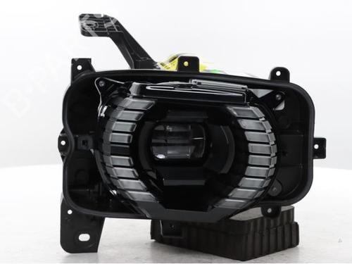 right-headlight-renault-4-2025-34564247 main image