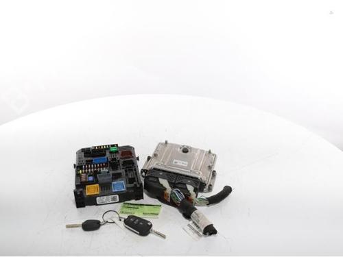 engine-control-unit-ecu-opel-corsa-f-p2jo-2019-28005508 main image