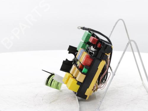 Fuse box OPEL CORSA F (P2JO) 1.2 (68) | BP30758095E1 - Image 3