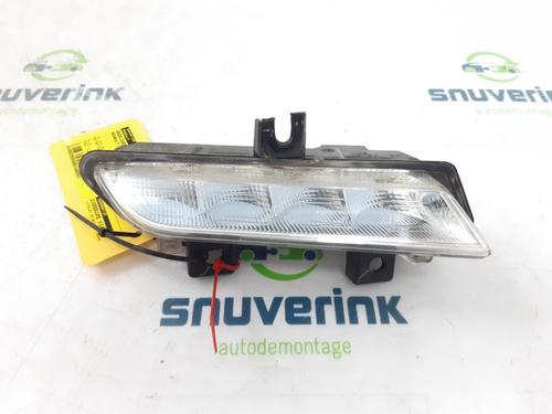 Used Right daytime light Right daytime light 11010033 11010033