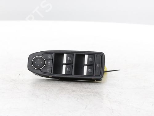 switch-renault-symbioz-2024-33846309 main image