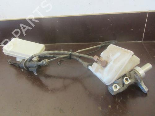 Used Brake master cylinder PEUGEOT PARTNER Box Body/MPV 1.6 HDi (90 hp) 10787526