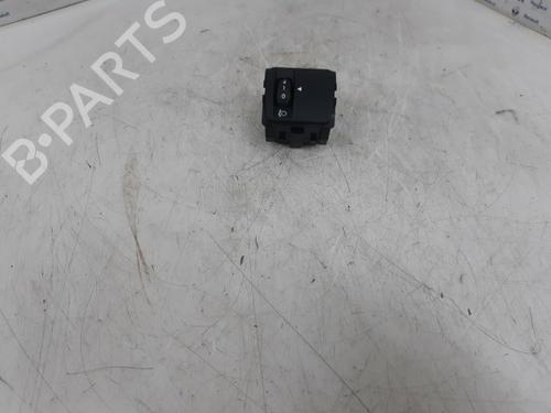 Used Switch RENAULT MEGANE IV Grandtour (K9A/M/N_) 1.3 TCe 115 (K9N9) (116 hp) 11199197