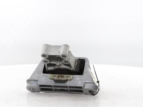 Used Engine mount Engine mount LYNK & CO 01 PHEV (261 hp) 34562956 34562956