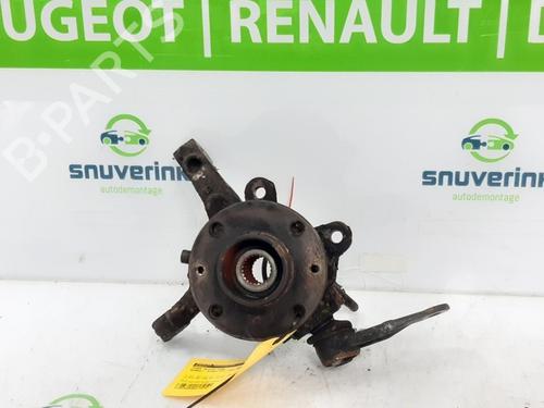 Used Right front steering knuckle RENAULT TWINGO II (CN0_) 1.2 16V (CN04, CN0B) (75 hp) 10782938
