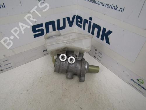 Used Brake master cylinder PEUGEOT 206 Hatchback (2A/C) 1.4 i (75 hp) 21111082