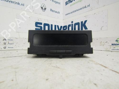Used Display monitor RENAULT MEGANE II Estate (KM0/1_) 1.5 dCi (KM02, KM13) (101 hp) 13323818