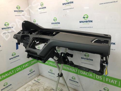 Dashboard PEUGEOT 508 I (8D_) 2.0 HDi Hybrid4 AWC | BP23987849C46 
