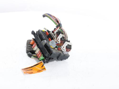 Used Fuse box CITROËN BERLINGO Box Body/MPV (B9) 1.6 HDi / BlueHDi 75 (75 hp) 27351412