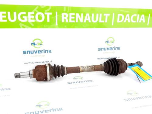 Used Left front driveshaft PEUGEOT 206 Hatchback (2A/C) 1.4 i (75 hp) 10805382