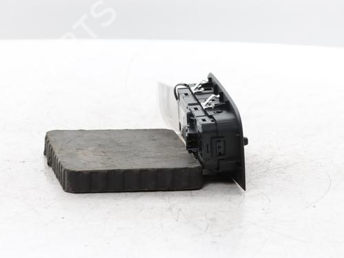 Switch VOLVO V60 II (225) T6 Plug-in Hybrid AWD | BP38110975I30 - Image 8