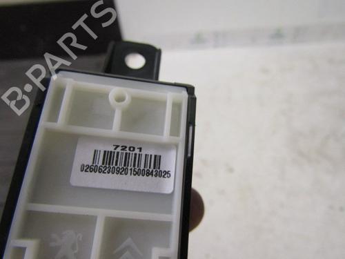 Switch PEUGEOT 2008 I (CU_) 1.6 BlueHDi 100 | BP13189717I30 