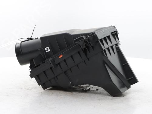 Air filter box VOLVO V60 II (225) T6 Plug-in Hybrid AWD | BP38111100M87 - Image 6