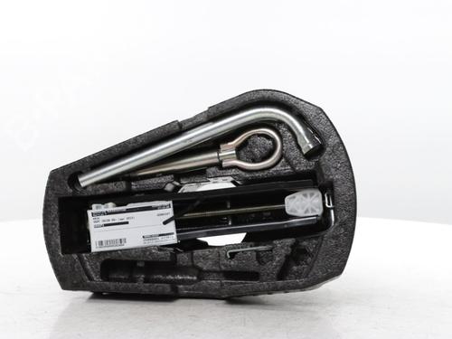 Used Jack Kit SEAT IBIZA IV SC (6J1, 6P5) 1.2 TSI (86 hp) 31592281